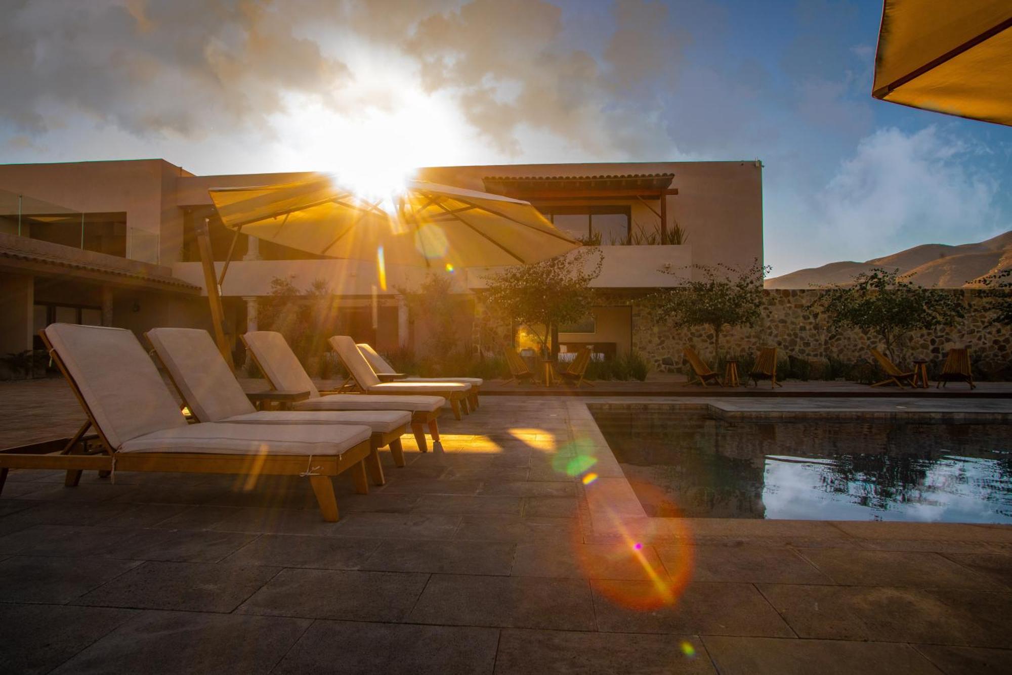 Hotel Flores De Sal-Valle De Guadalupe Exterior foto